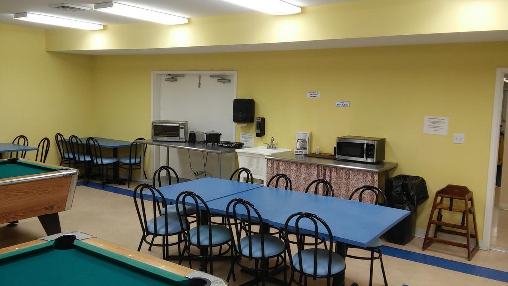 Lewiston Hall Hostel Foley Ngoại thất bức ảnh